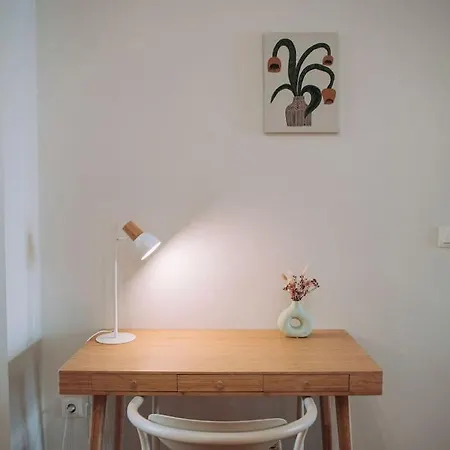 Junto A Ruzafa 아파트 *